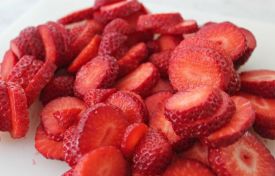 Sliced Strawberries 6 pound Container